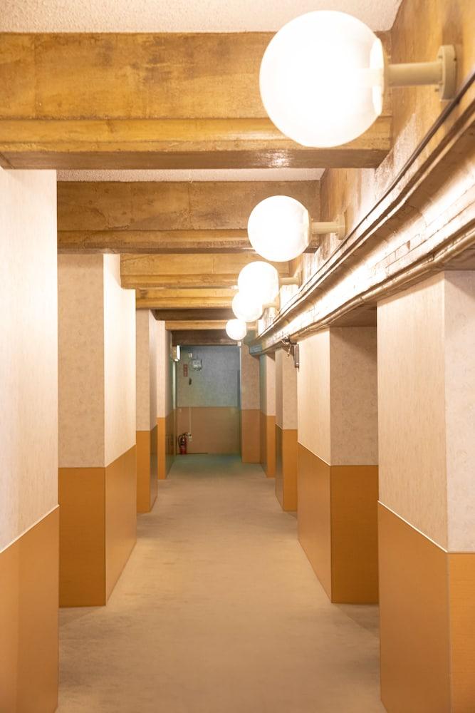 Ymca Youth Center Tōkyō
